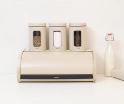 Brabantia Broodtrommel - Met Schuifdeksel - Soft Beige -Winkel Voor Huishoudelijke Artikelen 1200x1012 2