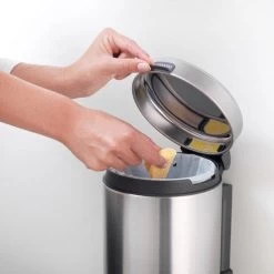 Brabantia NewIcon Wandprullenbak - 3 L - Matt Steel -Winkel Voor Huishoudelijke Artikelen 1200x1200 586