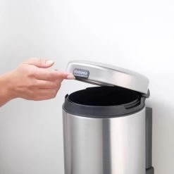 Brabantia NewIcon Wandprullenbak - 3 L - Matt Steel -Winkel Voor Huishoudelijke Artikelen 1200x1200 588